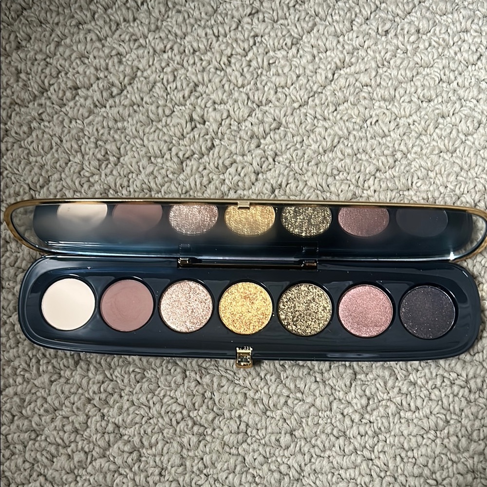 Marc Jacobs extravagance palette